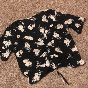 Express ruffle sleeve top